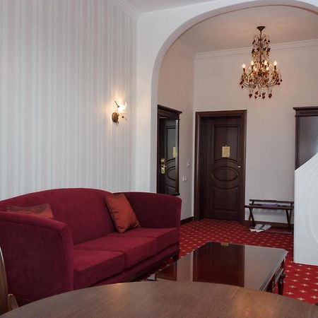 Ar Nuvo Hotel Karagandy Eksteriør billede