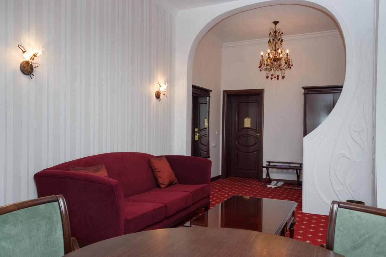 Ar Nuvo Hotel Karagandy Eksteriør billede