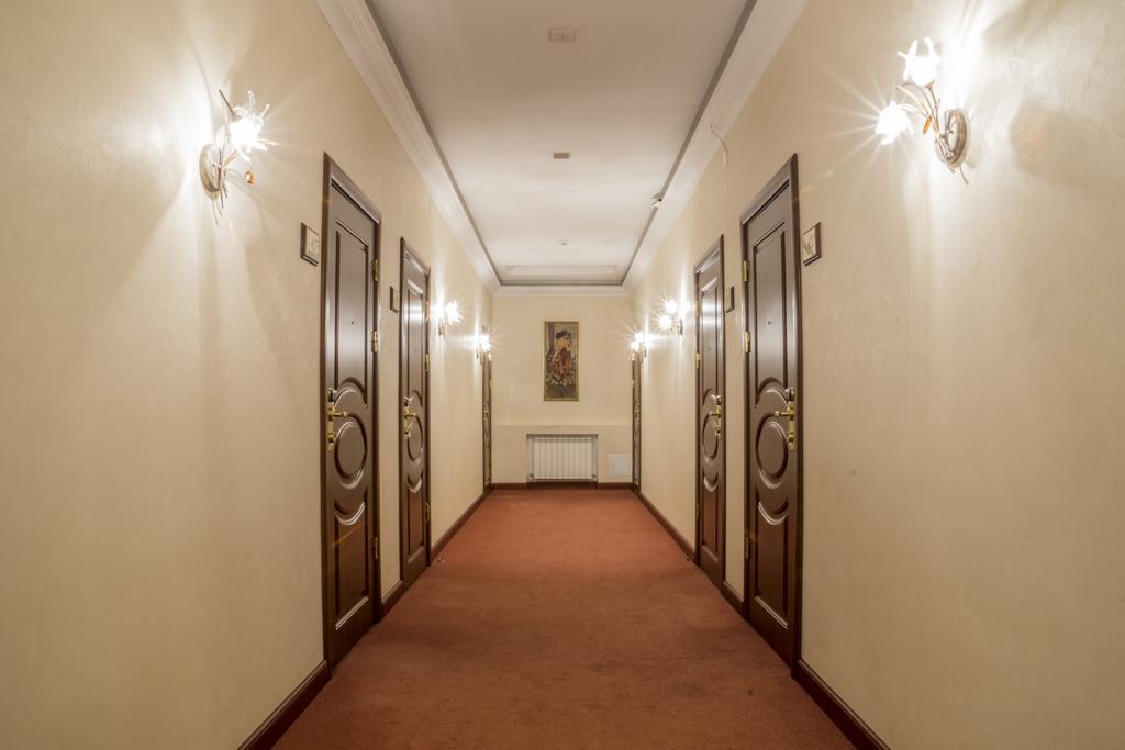 Ar Nuvo Hotel Karagandy Eksteriør billede