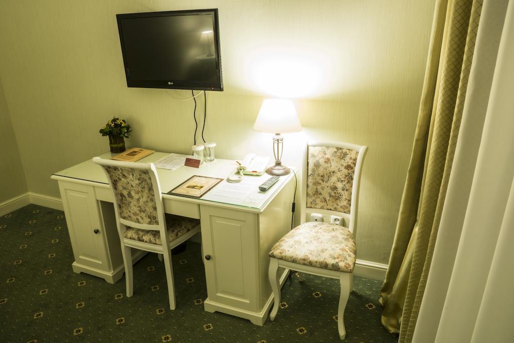 Ar Nuvo Hotel Karagandy Eksteriør billede