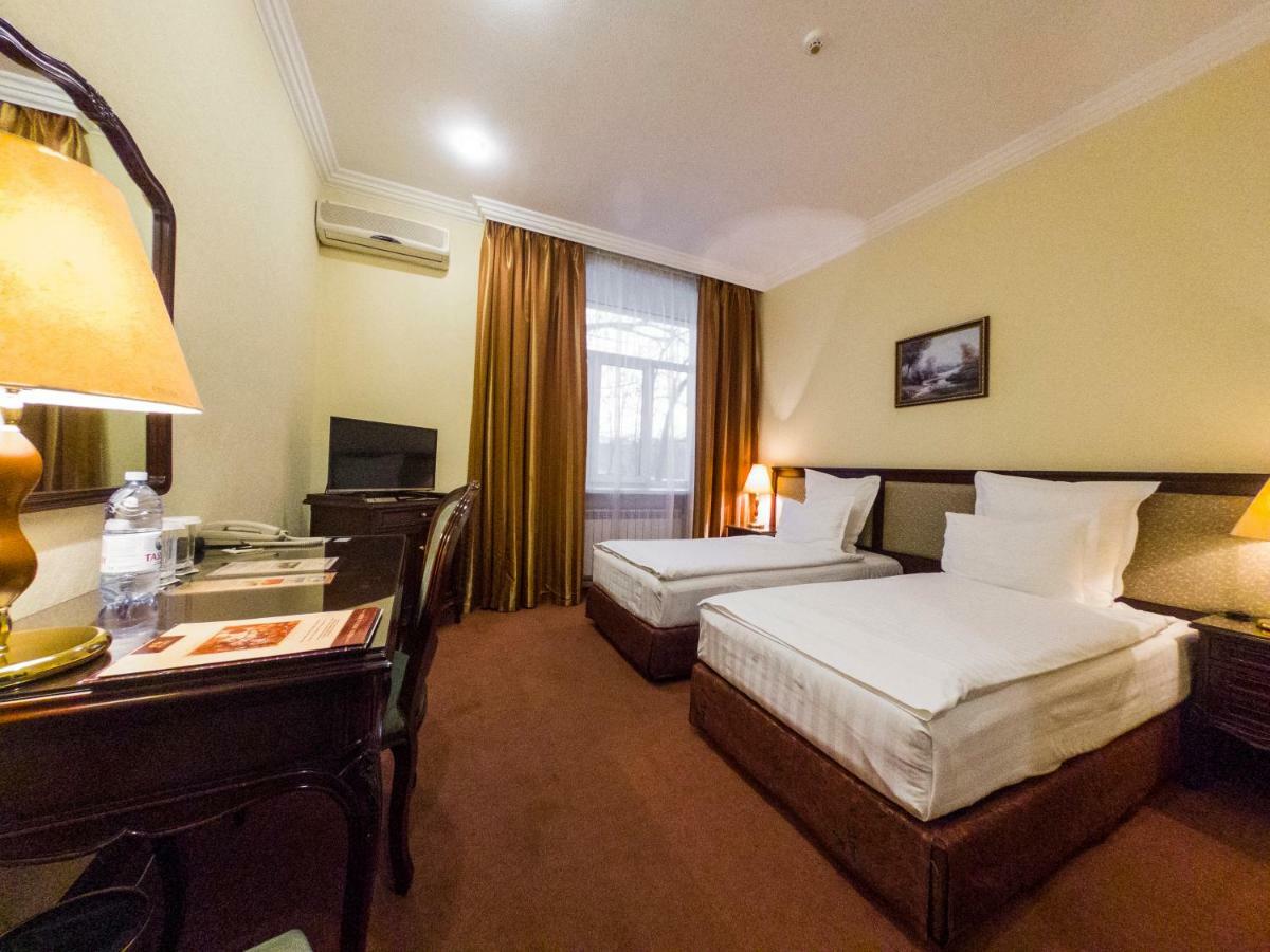 Ar Nuvo Hotel Karagandy Eksteriør billede